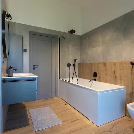 4 Bedroomawesome In Umag