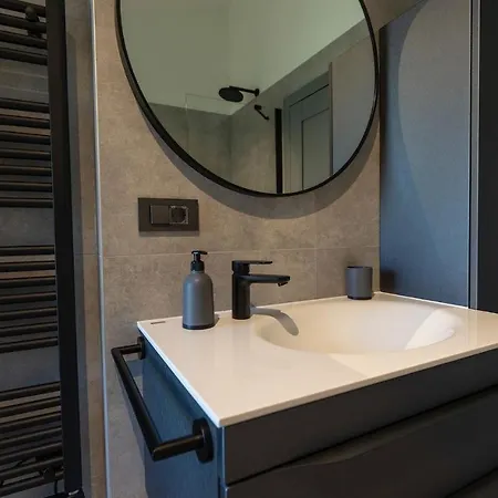 4 Bedroomawesome In *