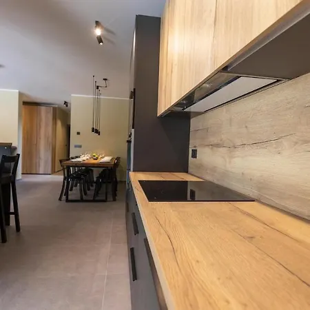 4 Bedroomawesome In Feriehus
