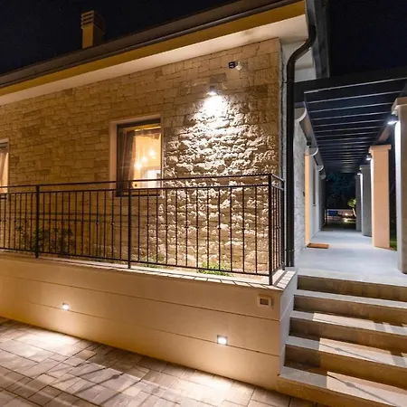 4 Bedroomawesome In Feriehus
