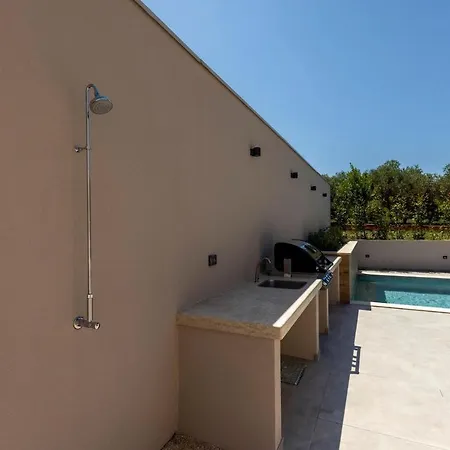 4 Bedroomawesome In