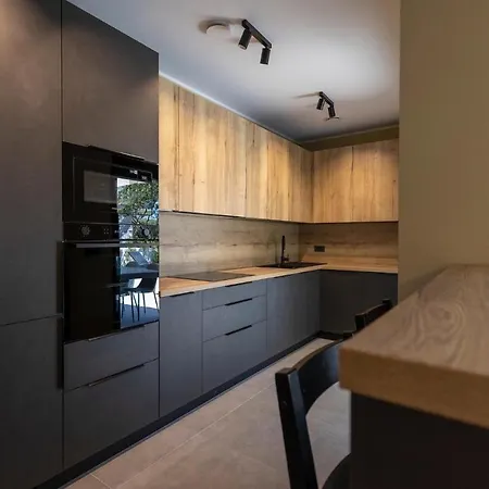 4 Bedroomawesome In Feriehus Umag